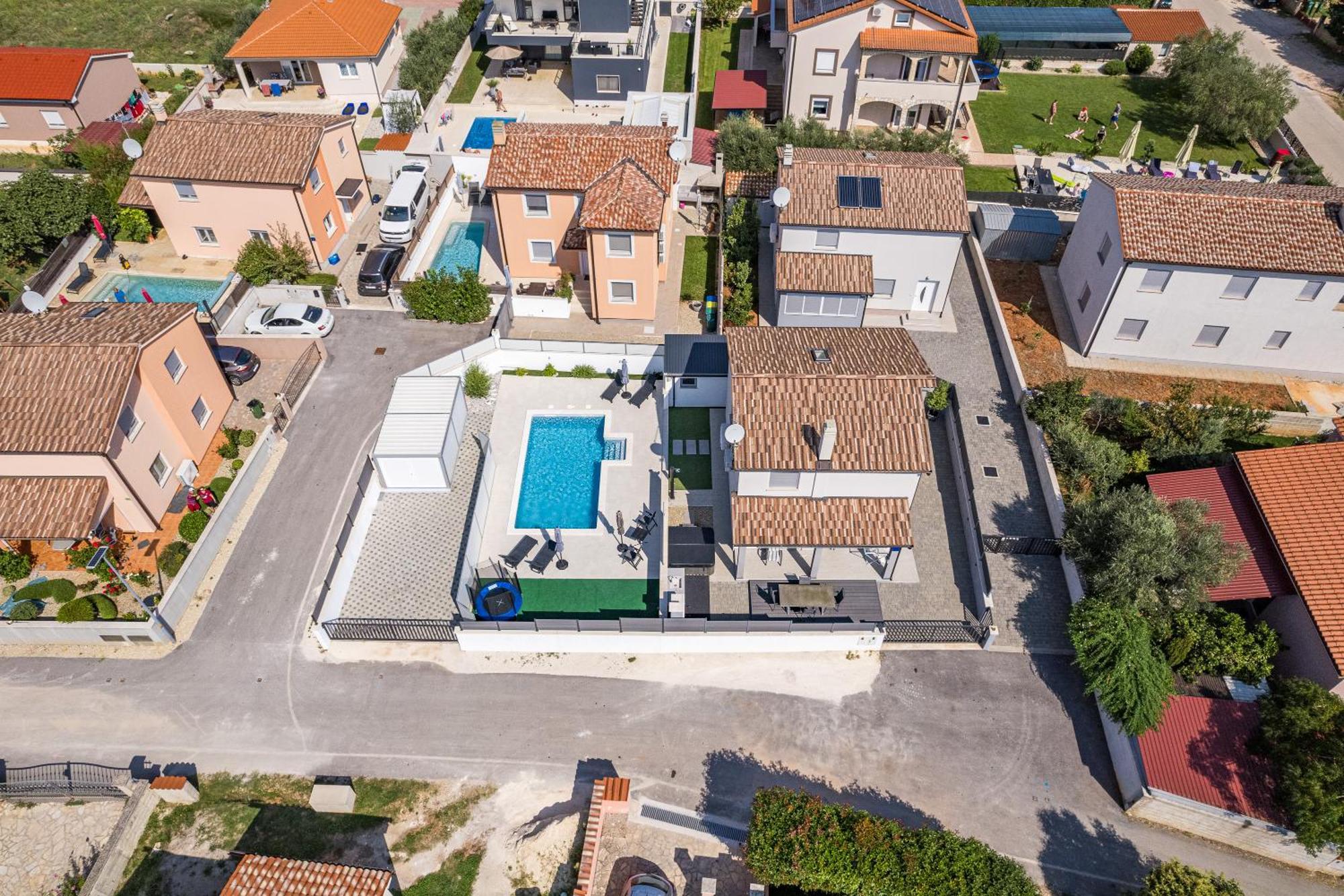 Casa Tara Three-Bedroom Holiday Home بولا المظهر الخارجي الصورة